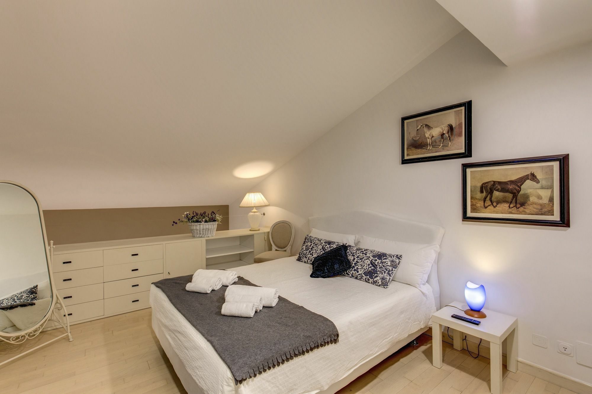 Trevi Miracle Suite Rome Exterior photo