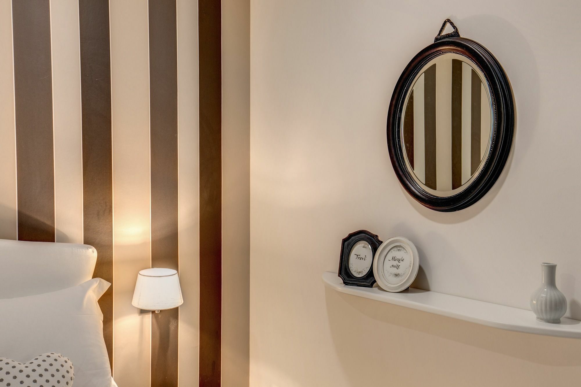 Trevi Miracle Suite Rome Exterior photo