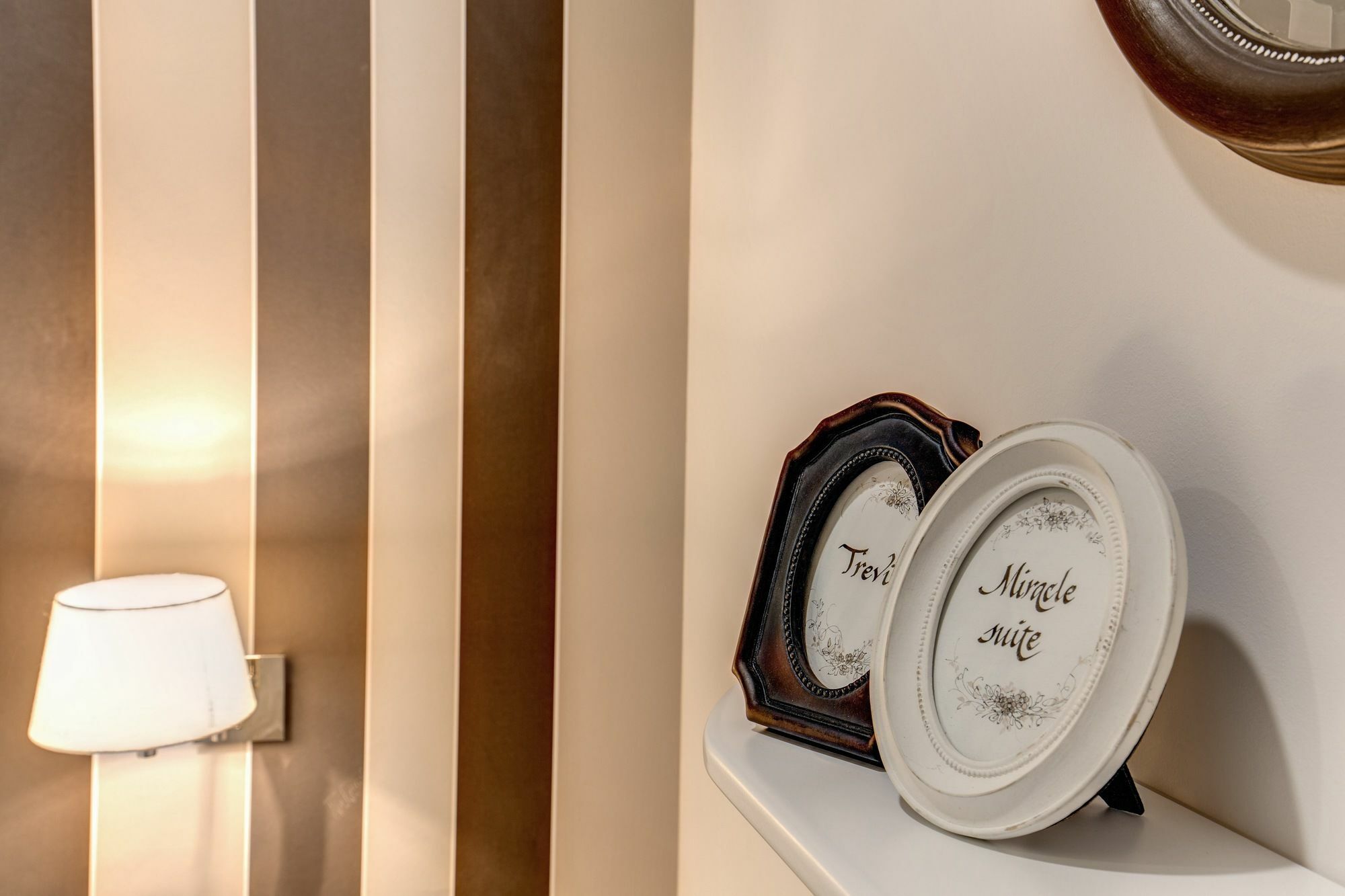 Trevi Miracle Suite Rome Exterior photo